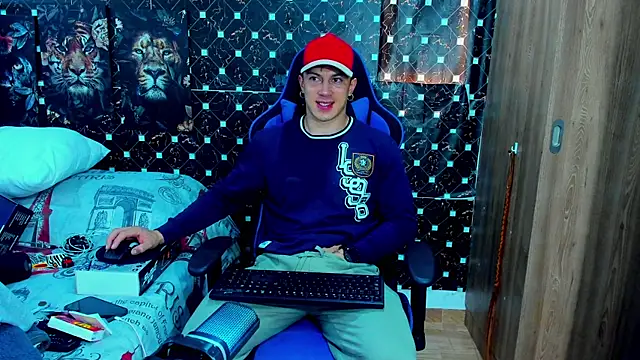 javiersexymann online show from 12-15-25, 05:39