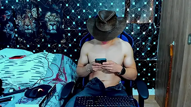 javiersexymann online show from 02-02-26, 08:29