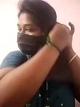 Snapshot of chaitara-reddy chatting on 09-12-25, 02:33 chaitara-reddy online show from 09-12-25, 02:33