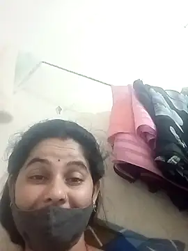 JULEE-740 online show from 11-12-25, 06:08