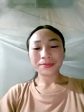 lucybaby00 online show from 10-23-25, 09:13