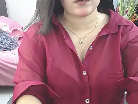 Snapshot of Ridiha_Pari chatting on 06-17-26, 04:52 Ridiha Pari online show from 06-17-26, 04:52