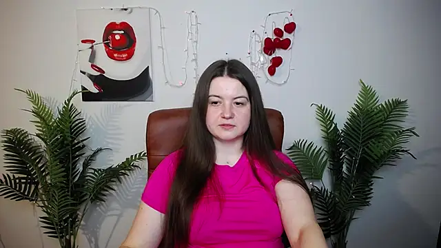 Snapshot of MavkaCute chatting on 05-18-26, 06:14 MavkaCute online show from 05-18-26, 06:14