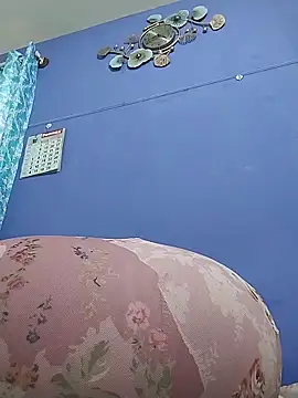 Snapshot of Hotcupale345 chatting on 02-09-26, 11:03 Hotcupale345 online show from 02-09-26, 11:03