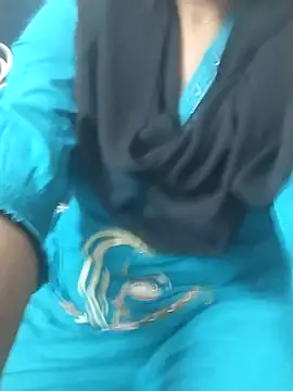 Snapshot of Hotcupale345 chatting on 02-18-26, 12:45 Hotcupale345 online show from 02-18-26, 12:45