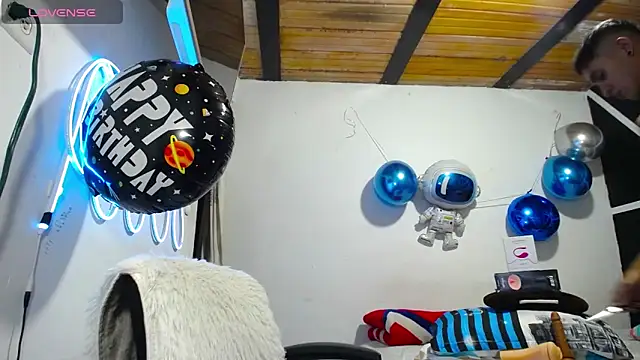 Snapshot of Angel_latinboy chatting on 03-15-25, 12:47 Angel latinboy online show from 03-15-25, 12:47