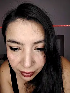 Anahibella online show from 10-26-25, 05:35