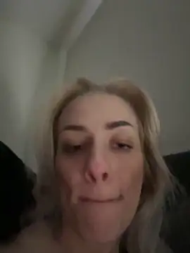 Snapshot of DaryaDoll chatting on 01-07-26, 01:30 DaryaDoll online show from 01-07-26, 01:30