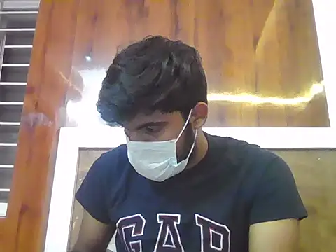 Snapshot of hotboy_hyd1 chatting on 10-05-25, 05:11 hotboy hyd1 online show from 10-05-25, 05:11