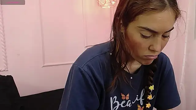 Snapshot of danna7cute chatting on 09-12-25, 08:53 danna7cute online show from 09-12-25, 08:53