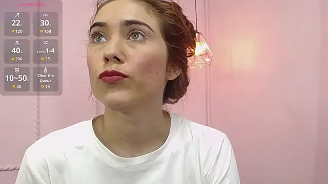 Snapshot of danna7cute chatting on 09-23-25, 09:07 danna7cute online show from 09-23-25, 09:07