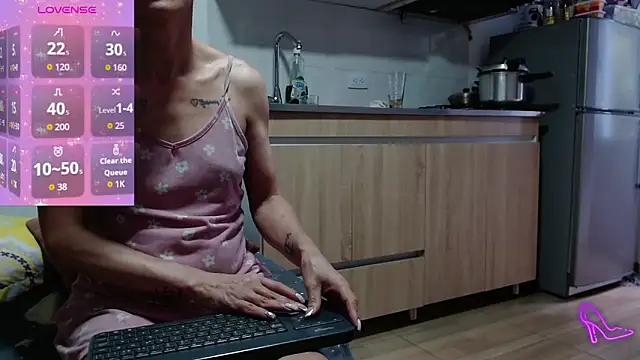 AllysonStonne online show from 04-10-26, 09:30