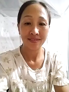 cute love00 online show from 10-19-25, 10:38