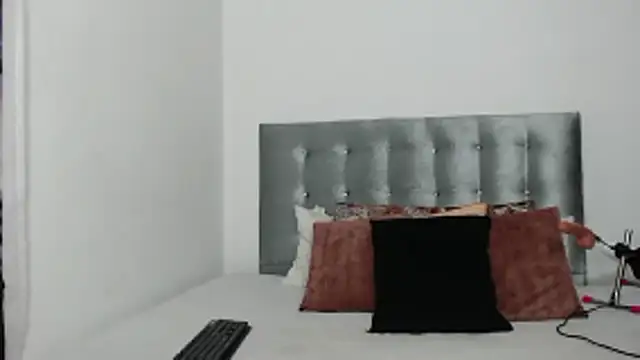 DaiishaWolf online show from 10-08-25, 09:01