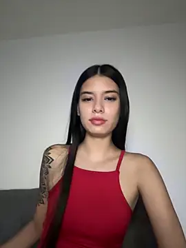 Snapshot of giasteele chatting on 09-19-25, 02:24 giasteele online show from 09-19-25, 02:24