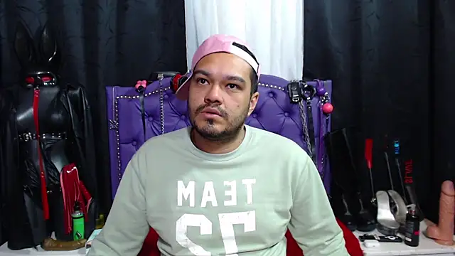 Snapshot of Stevens_db chatting on 09-14-25, 04:44 Stevens db online show from 09-14-25, 04:44