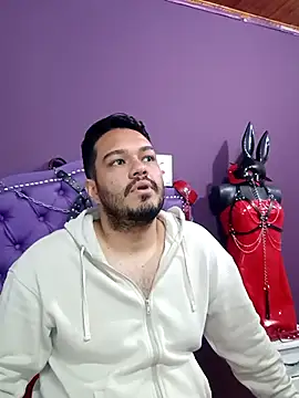 Snapshot of Stevens_db chatting on 10-13-25, 09:59 Stevens db online show from 10-13-25, 09:59