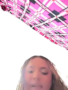 Snapshot of butterfly777_ chatting on 09-16-25, 04:02 butterfly777 online show from 09-16-25, 04:02