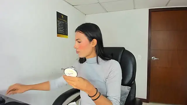 Aisha hotts777 online show from 01-17-26, 03:33