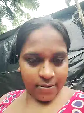 Hot-Show2 online show from 10-09-25, 10:24