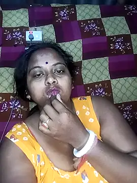 Hot-Show2 online show from 03-26-26, 11:43