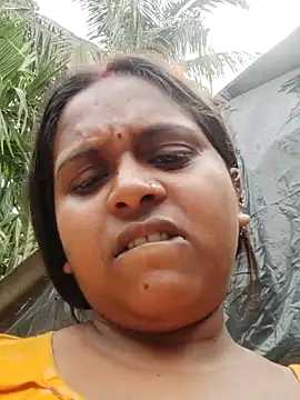 Hot-Show2 online show from 04-19-26, 03:39