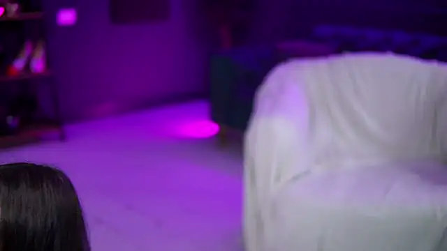 Snapshot of SiennaRuh chatting on 10-27-25, 11:14 SiennaRuh online show from 10-27-25, 11:14