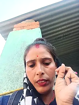 Snapshot of Arti13A chatting on 05-01-26, 11:37 Arti13A online show from 05-01-26, 11:37