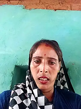 Snapshot of Arti13A chatting on 05-06-26, 01:14 Arti13A online show from 05-06-26, 01:14