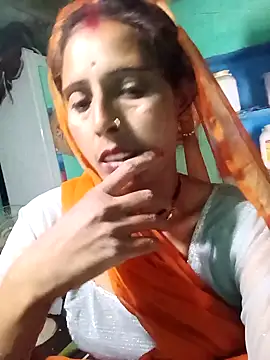 Snapshot of Arti13A chatting on 05-07-26, 01:22 Arti13A online show from 05-07-26, 01:22