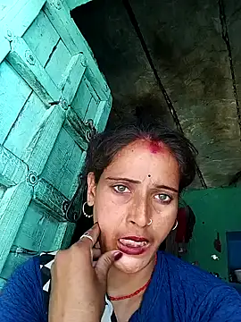 Snapshot of Arti13A chatting on 05-15-26, 10:50 Arti13A online show from 05-15-26, 10:50