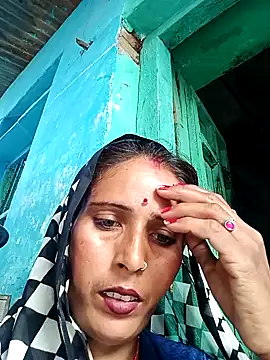 Snapshot of Arti13A chatting on 06-07-26, 01:43 Arti13A online show from 06-07-26, 01:43