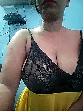 Snapshot of Lusty-radhika chatting on 09-09-25, 11:26 Lusty-radhika online show from 09-09-25, 11:26