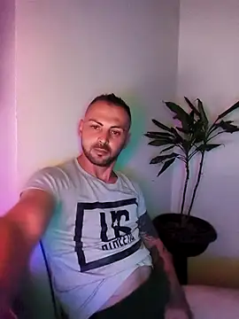 papichulo0099 online show from 04-05-26, 03:15