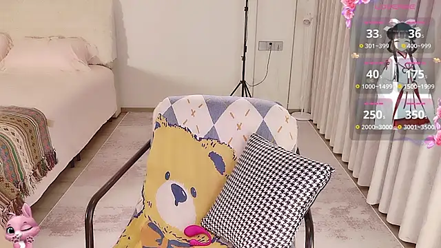 Snapshot of Bella-ox chatting on 05-04-26, 10:06 Bella-ox online show from 05-04-26, 10:06