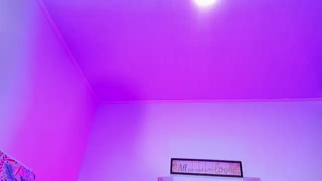 SagiraBelle online show from 03-04-26, 05:19