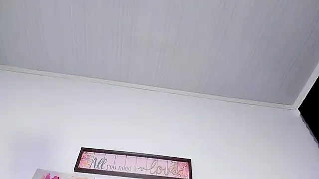 Snapshot of SagiraBelle chatting on 04-30-26, 08:57 SagiraBelle online show from 04-30-26, 08:57