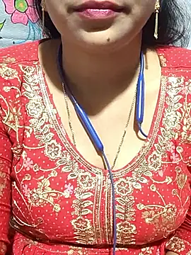 Snapshot of telugu-juliet chatting on 11-05-25, 04:45 telugu-juliet online show from 11-05-25, 04:45