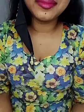 Snapshot of angel_tisha07 chatting on 11-13-25, 06:29 angel tisha07 online show from 11-13-25, 06:29