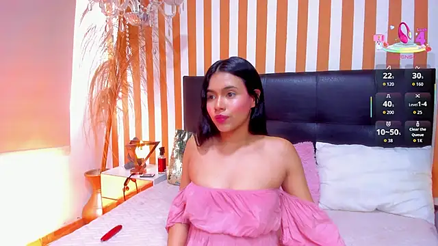 Snapshot of LunaToledo chatting on 10-23-25, 12:37 LunaToledo online show from 10-23-25, 12:37