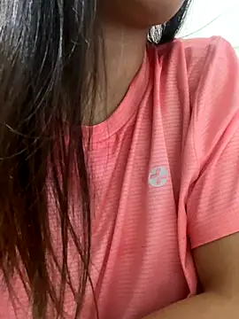 Snapshot of bunny_b4nny chatting on 10-12-25, 05:34 bunny b4nny online show from 10-12-25, 05:34