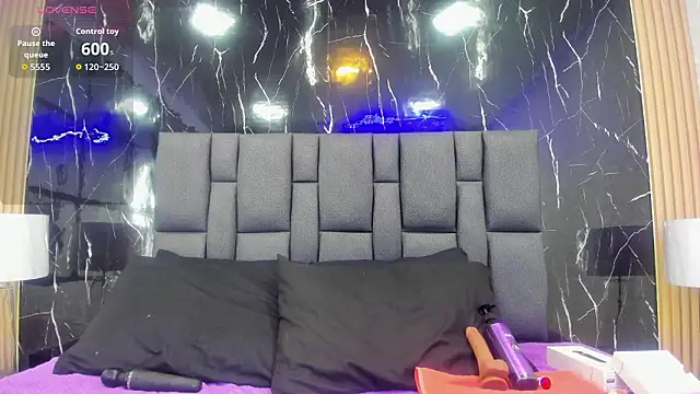 BustyGlow online show from 01-17-26, 10:20