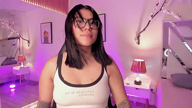 emy williams online show from 12-15-25, 08:13