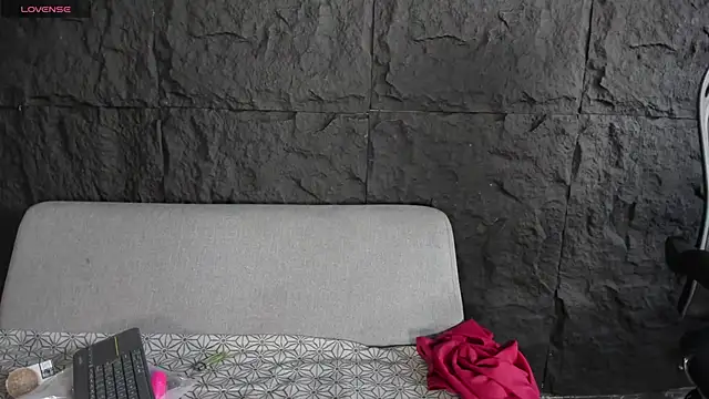 Snapshot of MistressMariam_ chatting on 10-25-25, 09:31 MistressMariam online show from 10-25-25, 09:31