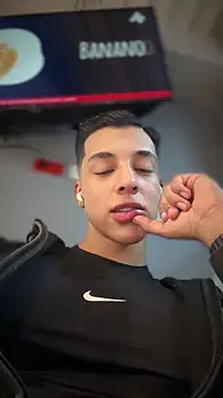 Troye Williams online show from 03-30-26, 11:28