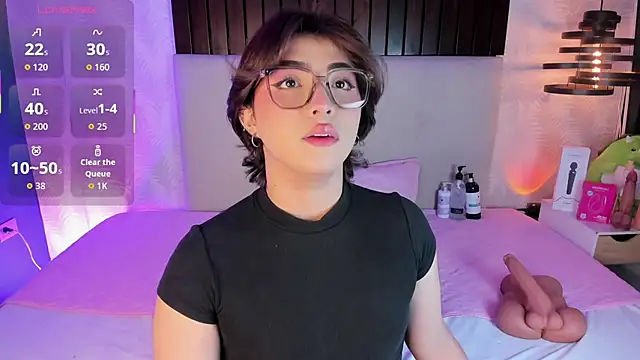 Creamy Angelo online show from 02-19-26, 01:07