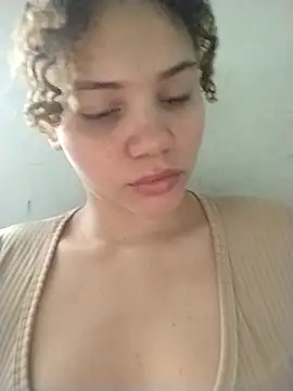 SirenRouge 69 online show from 02-12-26, 10:05