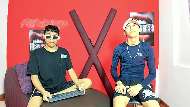 BEAUTY BOYS1 online show from 03-04-26, 07:20