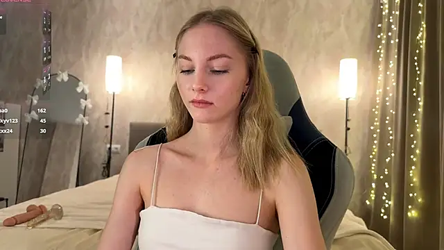 BrightAnnie online show from 02-06-26, 12:08