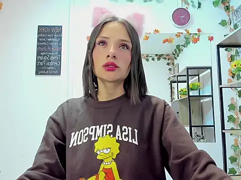 Snapshot of Tammy_Thompson_ chatting on 10-31-25, 01:23 Tammy Thompson online show from 10-31-25, 01:23